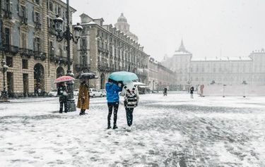 Neve anche a Milano e Torino per l'Immacolata. Previsioni meteo: le città coinvolte