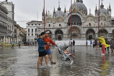Venezia è in pericolo, lo dice l’Unesco. San Giuliano: “Me ne sto occupando, ma non parlo”