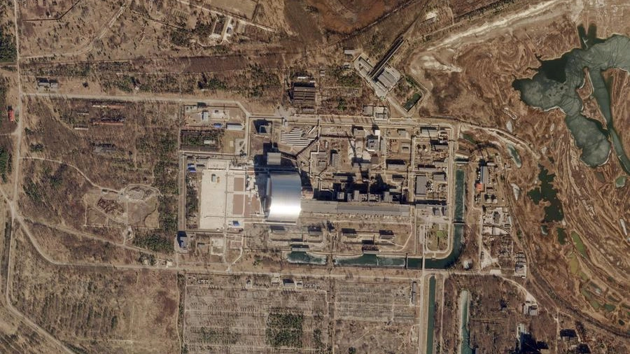 Foto satellitare della centrale di Chernobyl (Ansa)