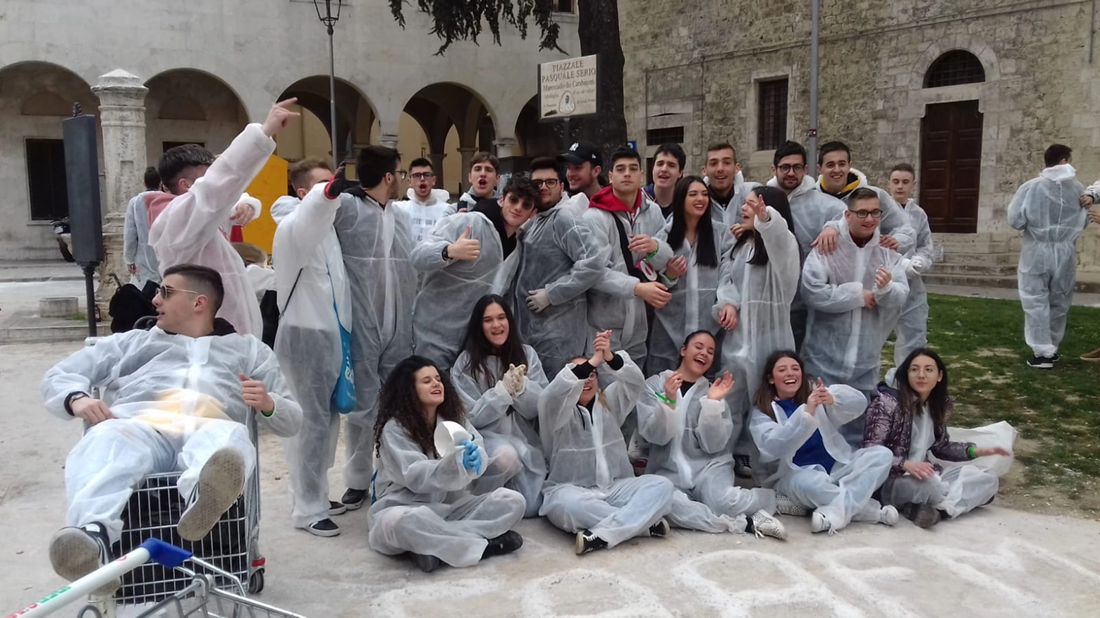 100 giorni all'esame di maturità, gli studenti festeggiano ad Ascoli