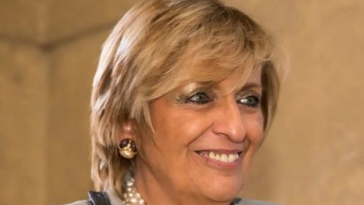 Prefetto Carla Cincarilli è nata a Roma il 31 maggio 1952
