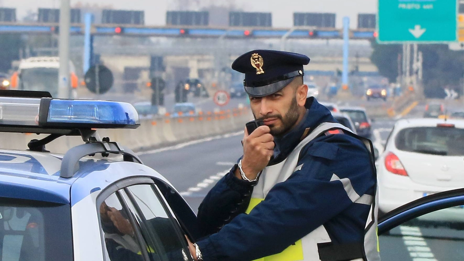 Polizia in autostrada