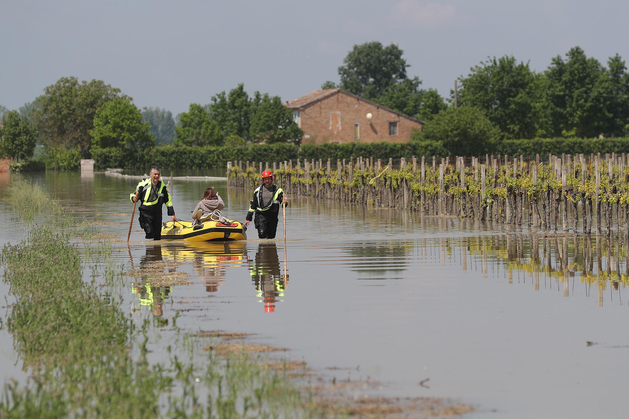 Alluvione in Emilia Romagna, le 10 fake news denunciate dal Wwf
