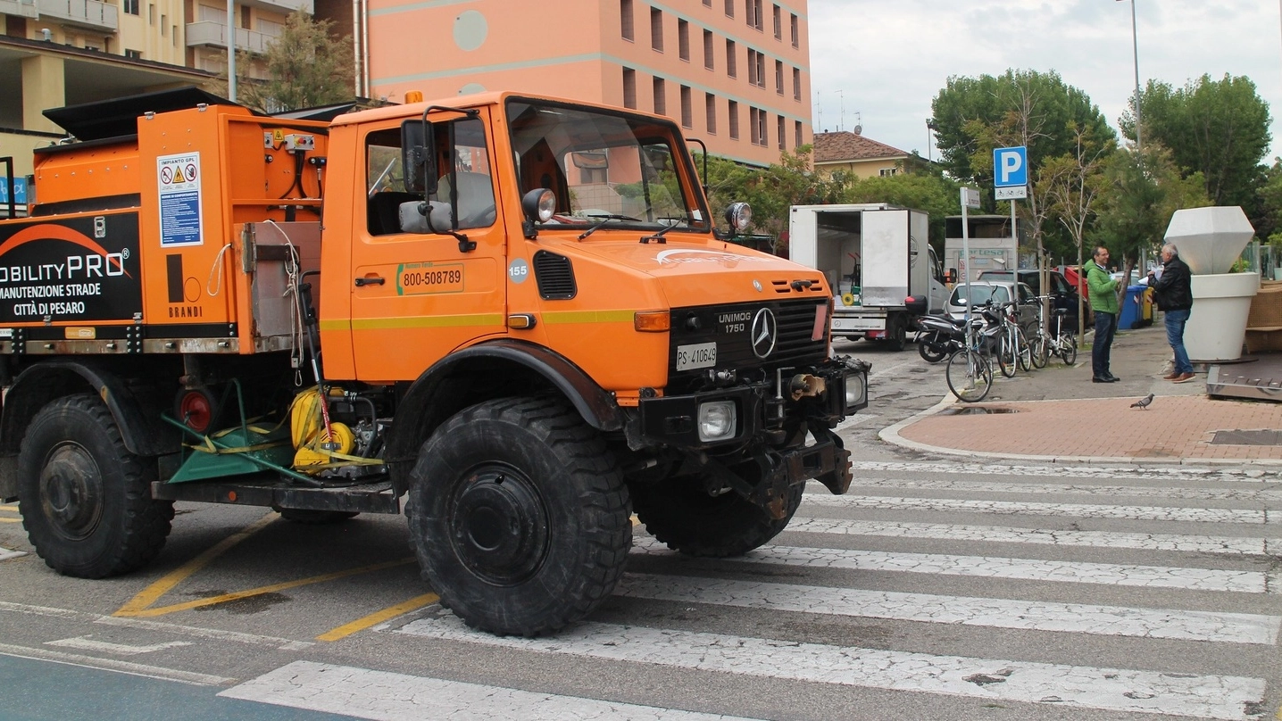 A Pesaro stanno per cominciare i lavori di asfaltatura in diverse strade 