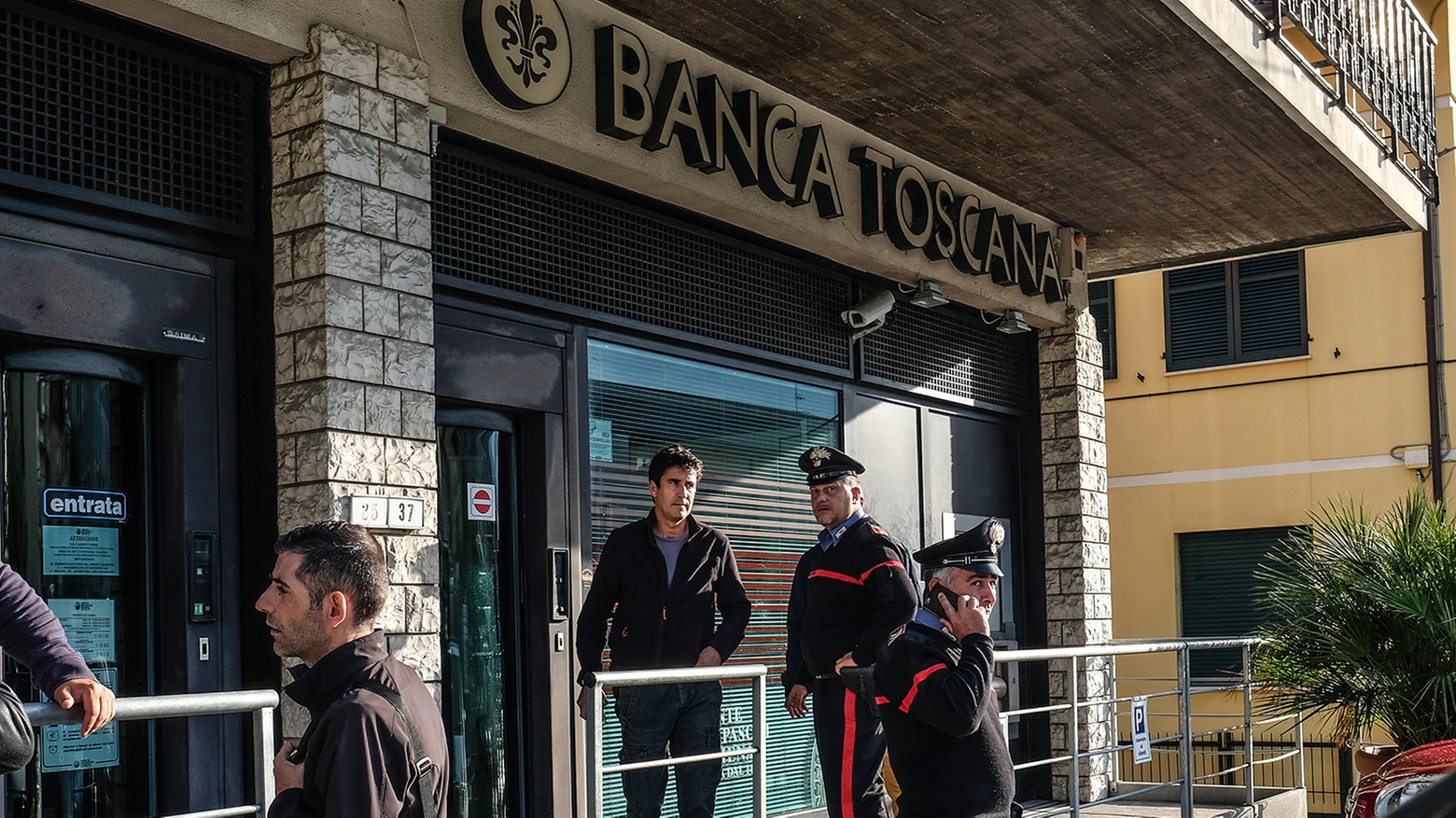 Rapina in banca Toscana (Fotoprint)