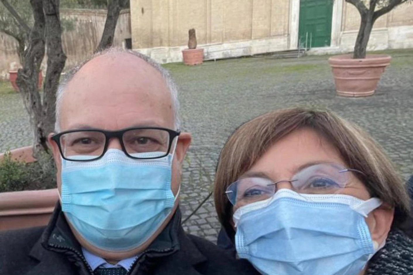 Cecilia D'Elia con il suo predecessore, il sindaco Gualtieri