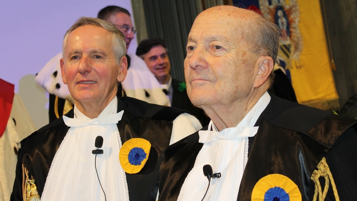 Il magnifico rettore Vilberto Stocchi con Paolo Grossi, presidente della Corte Costituzionale (foto Nigrisoli)