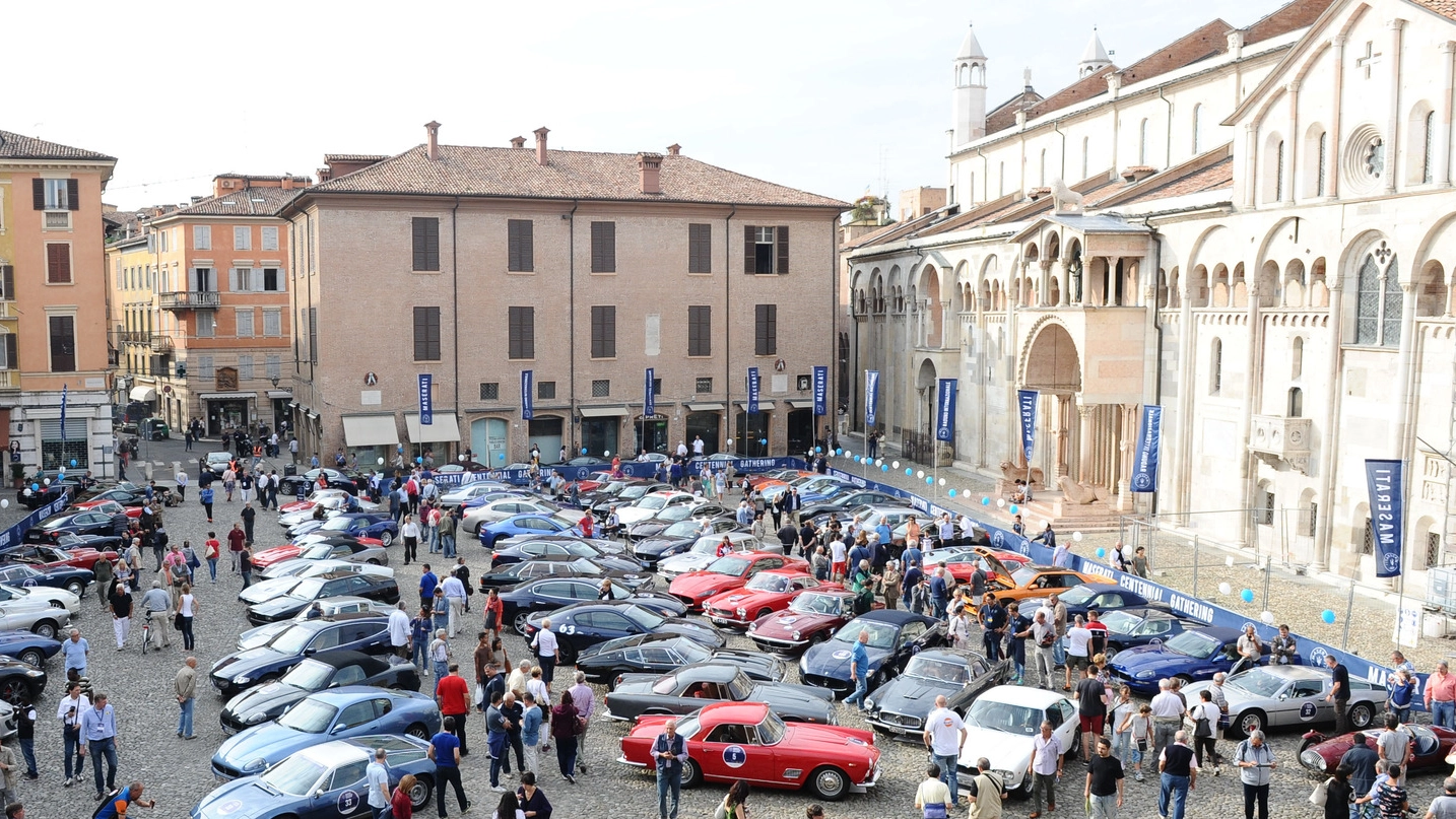Il raduno Maserati a Modena (FotoFiocchi)