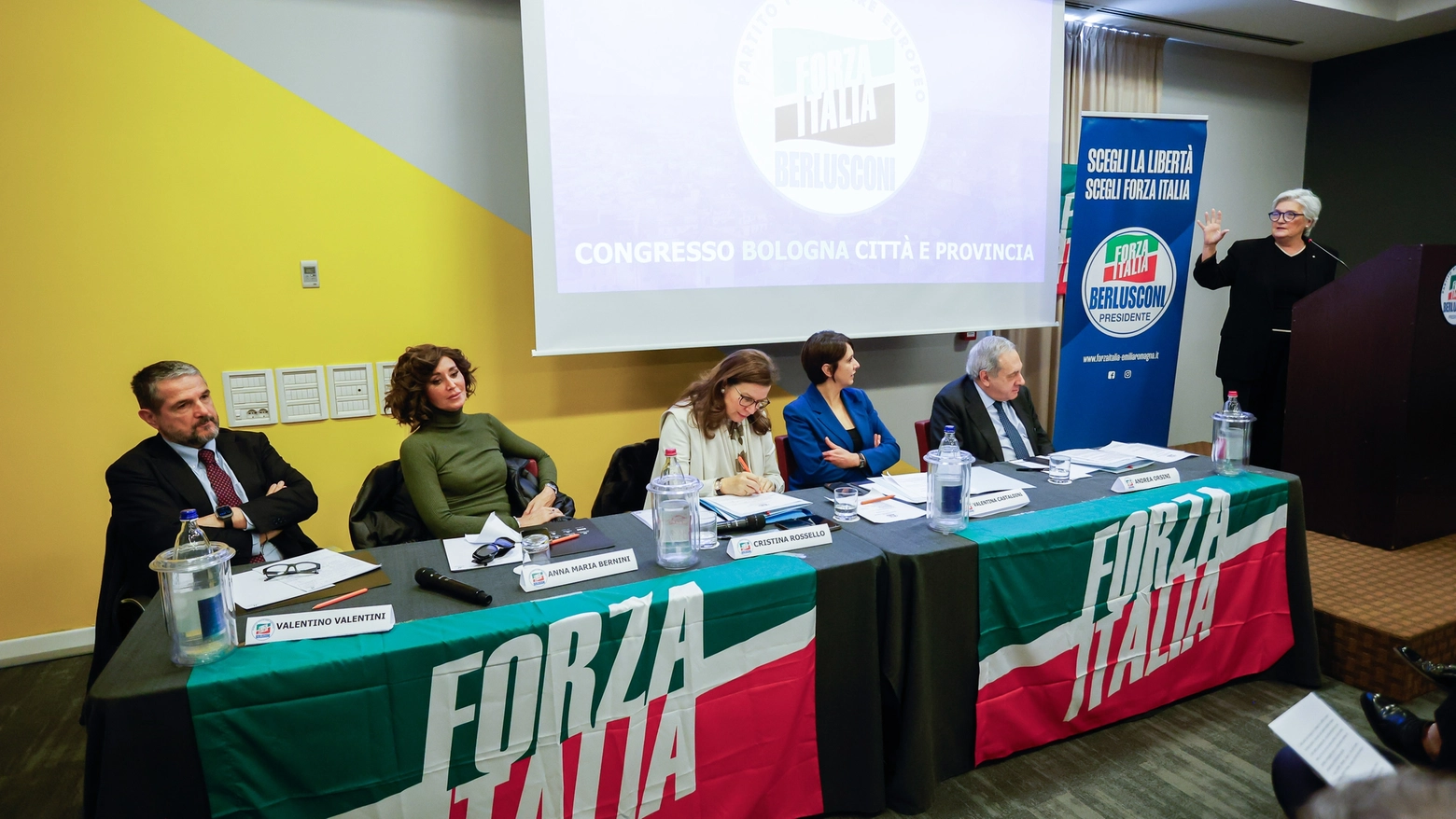 La ministra Bernini: “Per conquistare l’Emilia Romagna, questa è la volta giusta. Siamo una fabbrica che produce futuro e una famiglia politica ed elemento stabilizzatore del centrodestra”