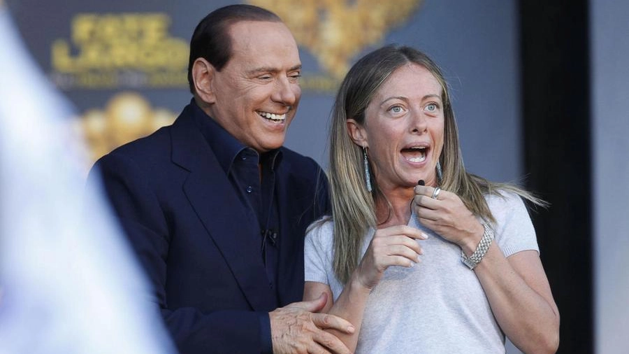 Silvio Berlusconi e Giorgia Meloni (Ansa)