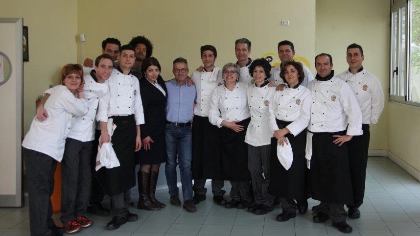 Il gruppo che ha partecipato al corso di formazione all’istituto Alberghiero di Serra