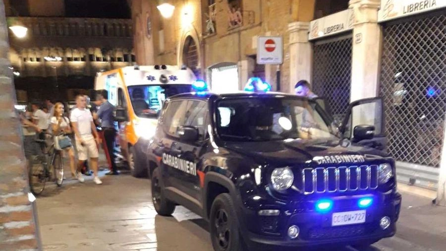 Un momento dell’intervento di carabinieri e polizia in San Romano