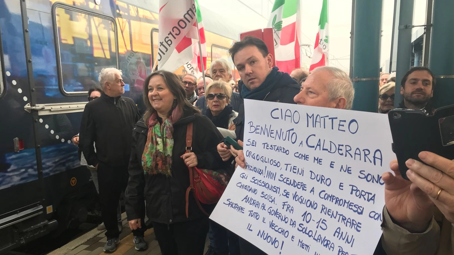 L'accoglienza per Matteo Renzi a Calderara 