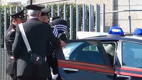 I carabinieri di Rimini hanno arrestato il giovane dopo l’ennesimo pestaggio ai danni della fidanzata 