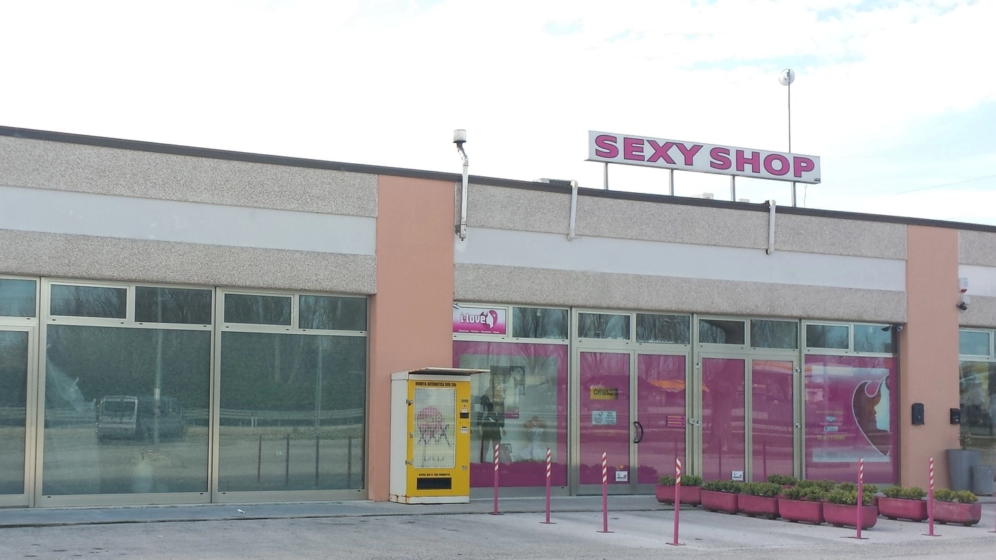 Ancona, il sexy shop