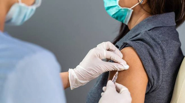 Vaccini anti Covid: in Emilia Romagna le nuove prenotazioni slittano a metà agosto