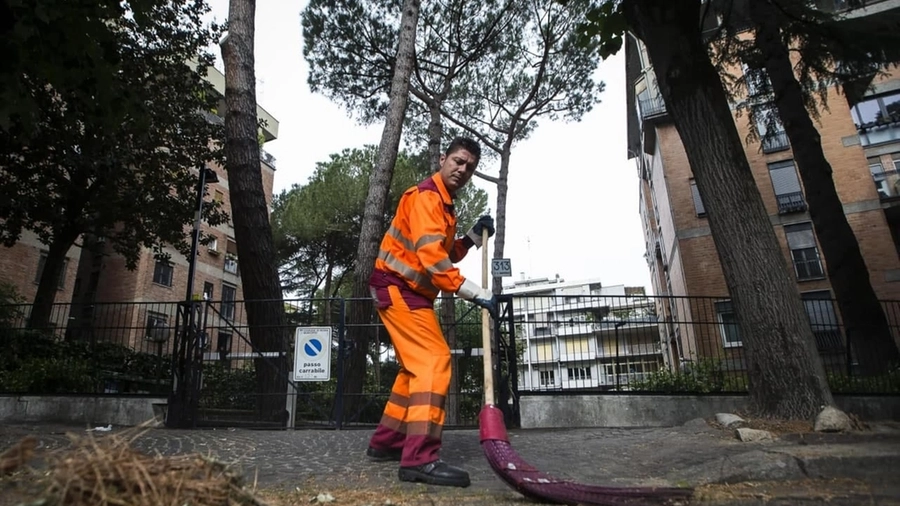 Parma, successo per ‘Pulizie di Primavera’: raccolti 350 kg di rifiuti