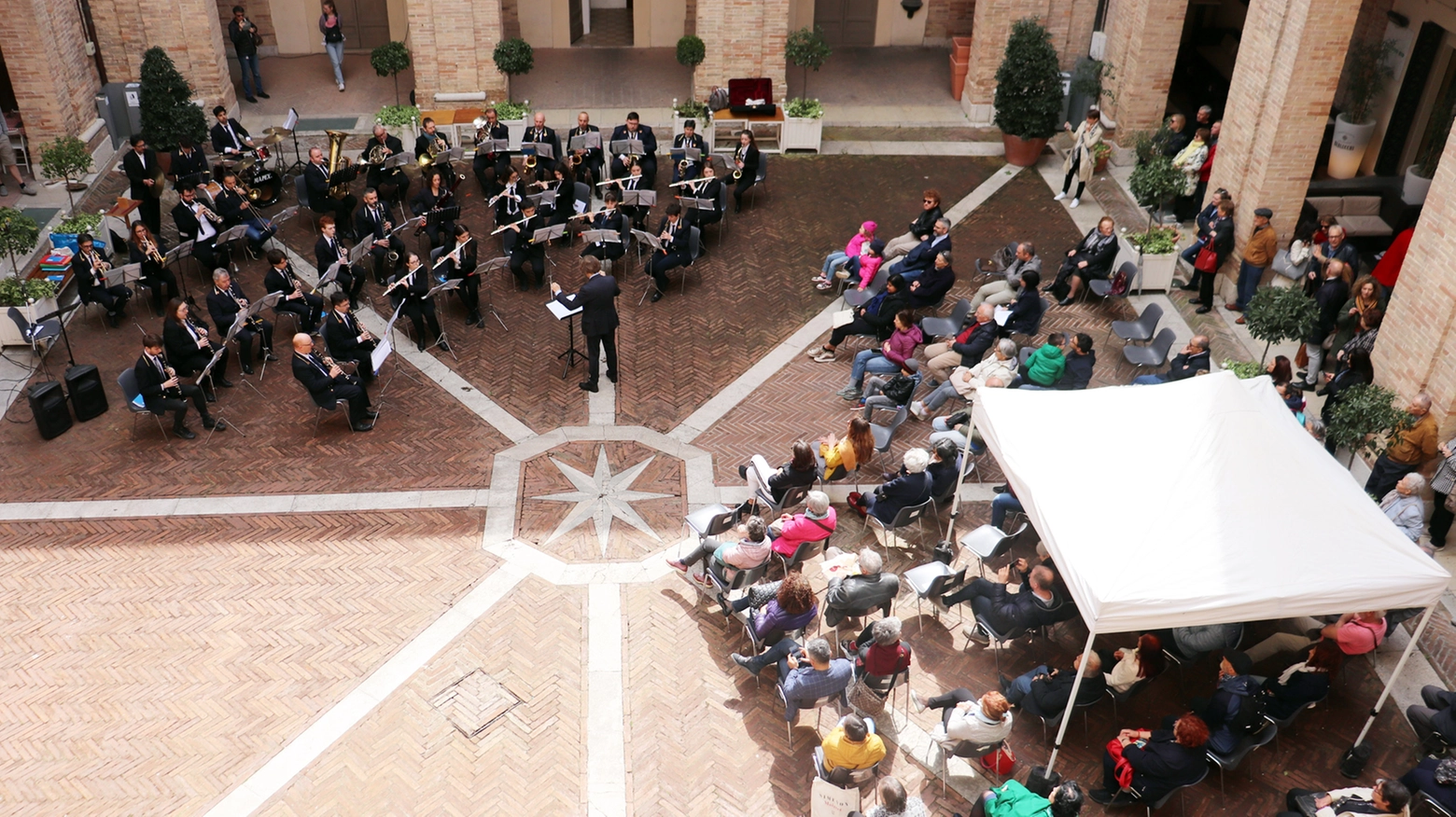 L'Orchestra di strumenti a fiato di Urbino in concerto al Collegio Raffaello