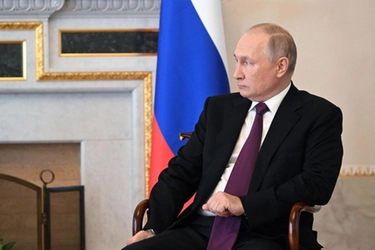 Putin: "Pronti ad aumentare gas all'Ue. Ma niente energia a chi mette il price cap"