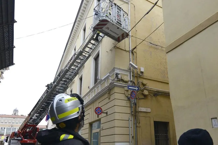 Controlli dopo un terremoto a Pesaro