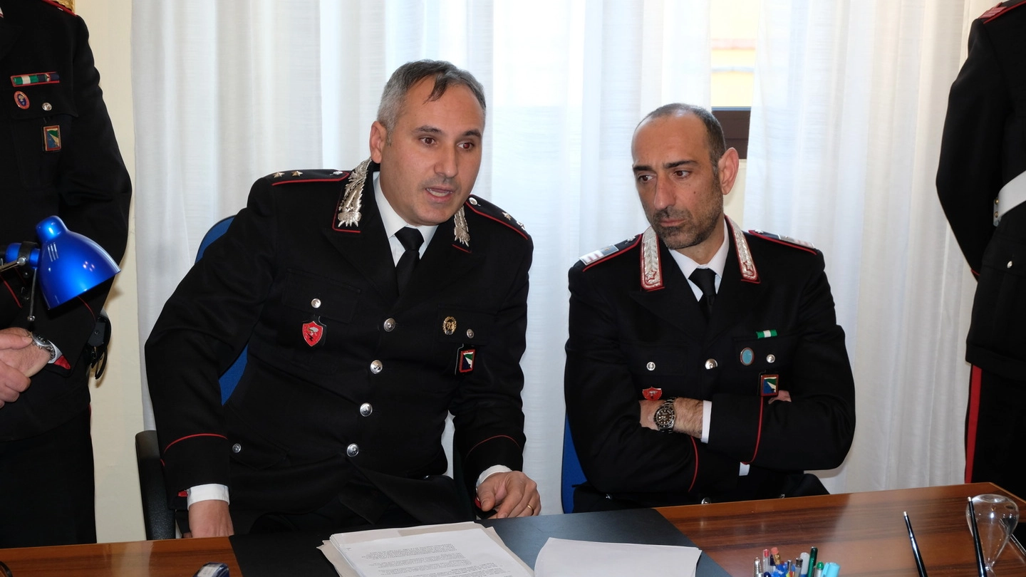 Maltrattamenti in famiglia, la conferenza stampa dei carabinieri (foto Frasca)