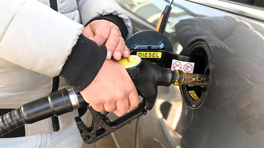 Benzina e diesel: prezzi alle stelle