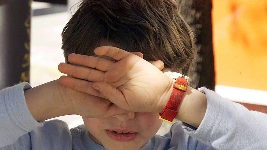 Il bambino di 10 anni interrogato formalmente è scoppiato in lacrime (foto d'archivio)