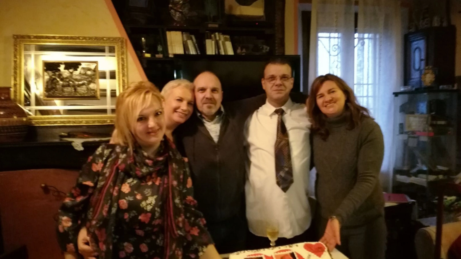 Da sinistra: Belinda, Monica, Mauro, Marco e Annalisa a Bazzano (Bo)