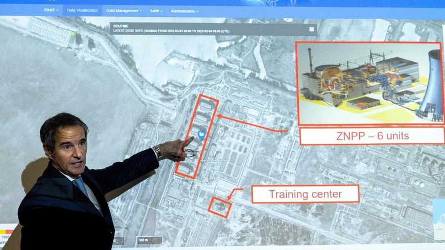 Il direttore dell'Aiea Rafael Grossi illustra la situazione alla centrale di Chernobyl