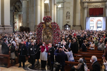 Discesa Madonna di San Luca 2023: processione a Bologna, messe e benedizione. Il calendario