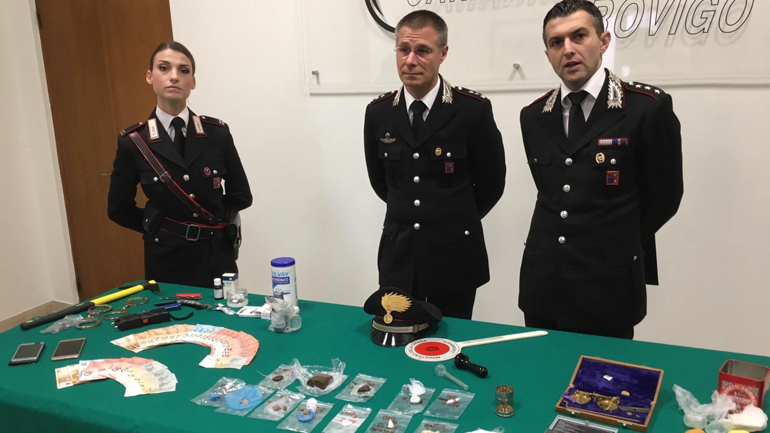 Da sinistra i carabinieri Manuela Stamer, Umberto Carpin e Giovanni Truglio 