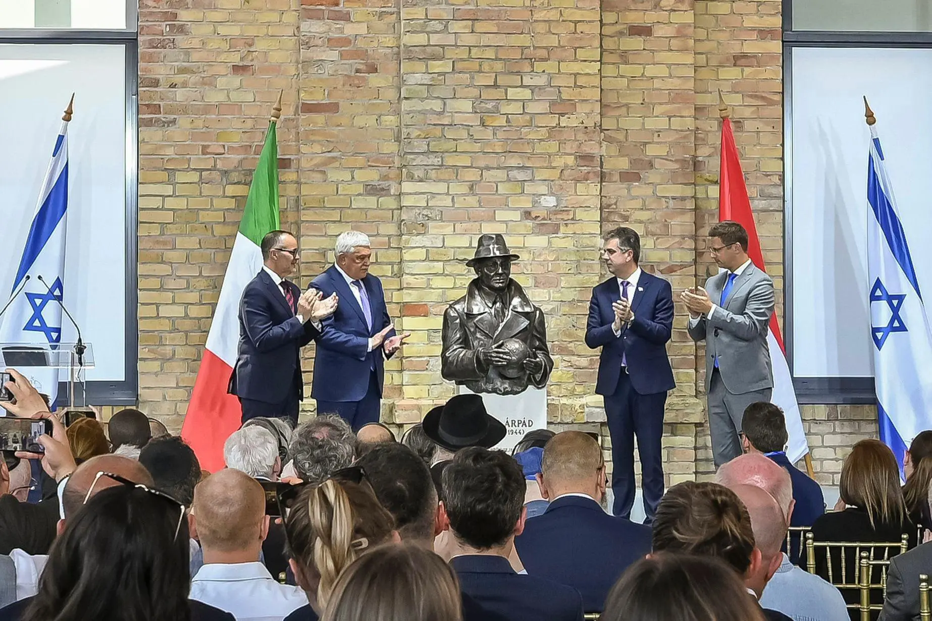 Joey a Budapest per Arpad Weisz: "Una ferita aperta"