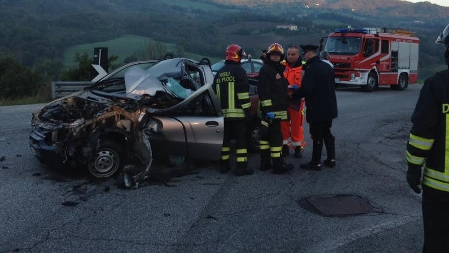 L’incidente avevnuto a Novafeltria (foto Celli)