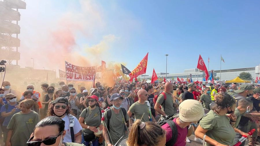 La manifestazione a Campi Bisenzio (foto Germogli)