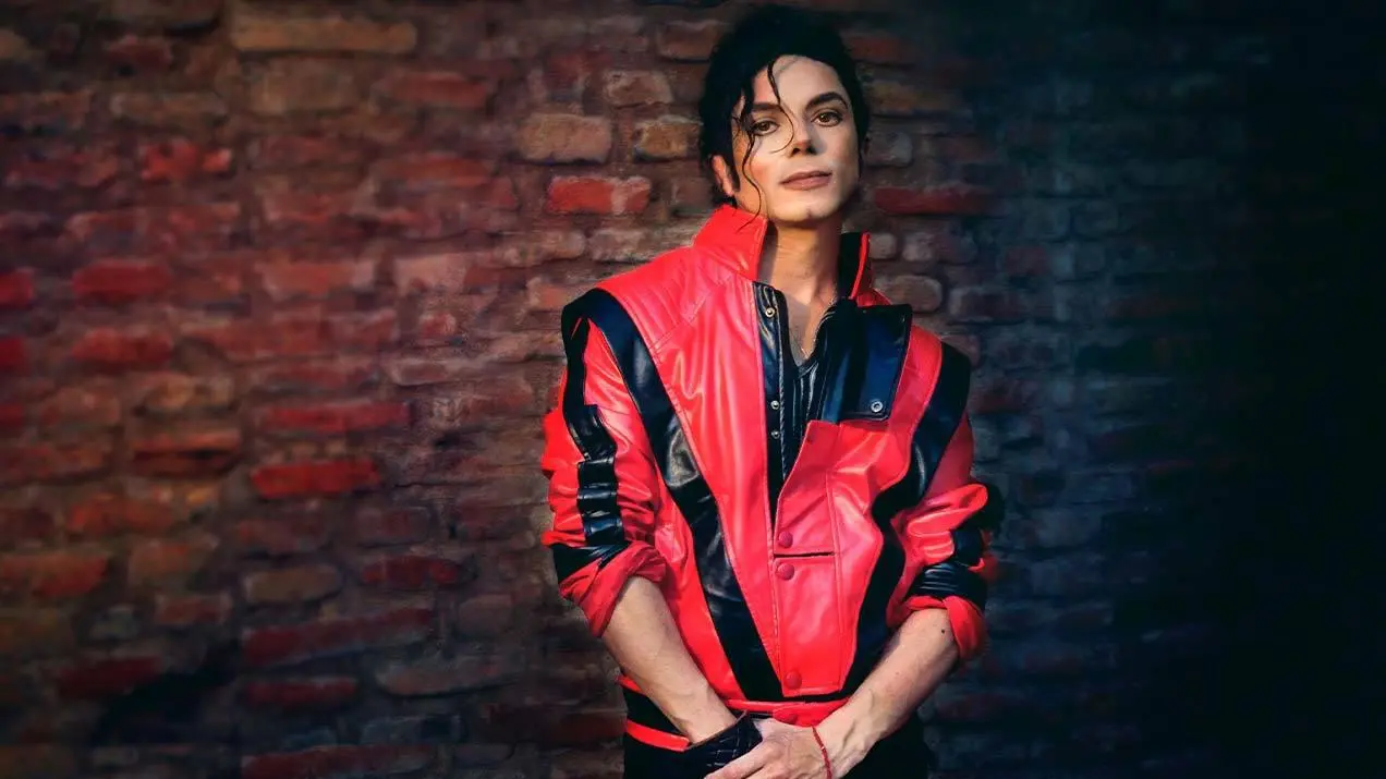 Cortès fa rivivere il mito  di Michael Jackson