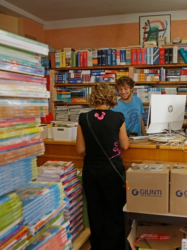 Scuola, la stangata sui libri: in prima superiore la spesa sfiora i 700 euro