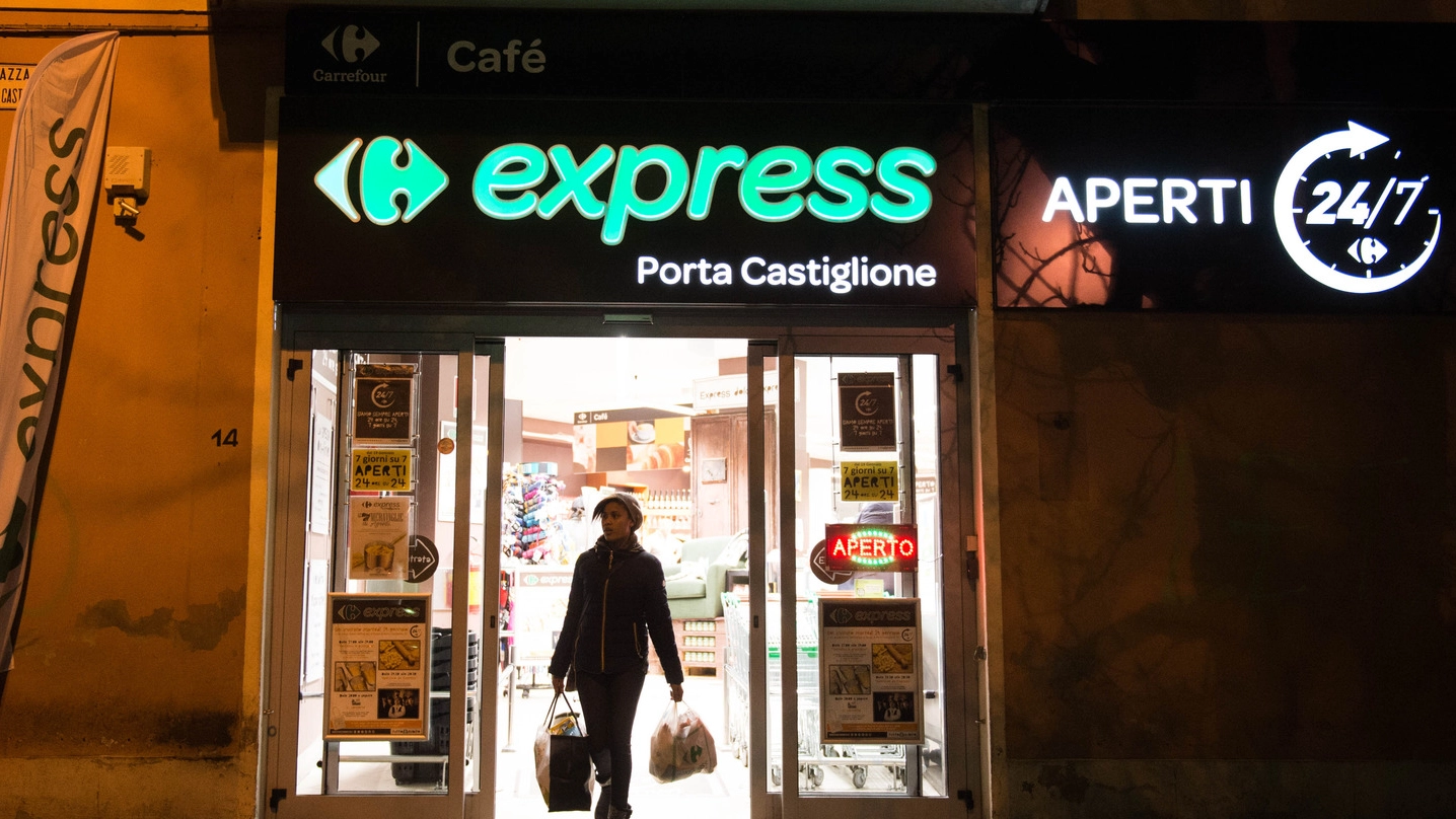 Il punto vendita di Porta Castiglione (Fotoschicchi)