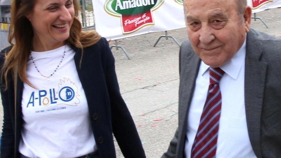 Francesco Amadori, fondatore del gruppo, 90 anni oggi, e la nipote Francesca, 45 anni