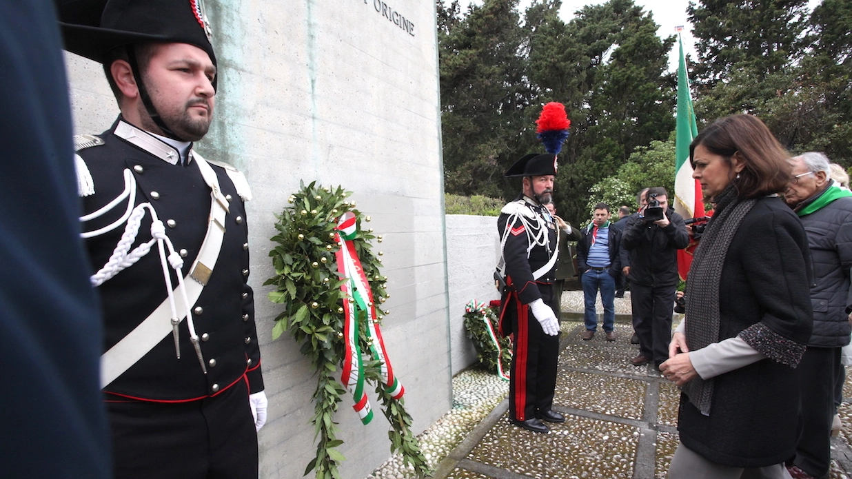 La presidente della Camera Laura Boldrini rende omaggio al Monumento alla Resistenza del Pincio