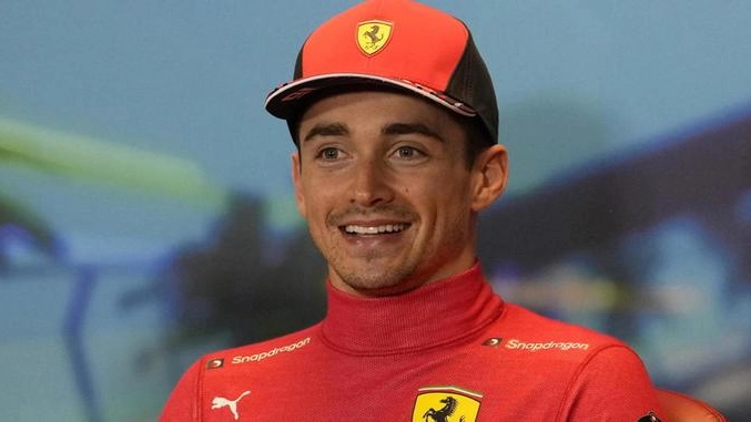 Charles Leclerc: il giovane pilota monegasco è in testa alla classifica di Formula 1