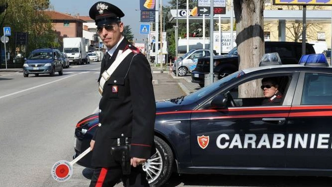 Carabinieri in azione (foto d’archivio)