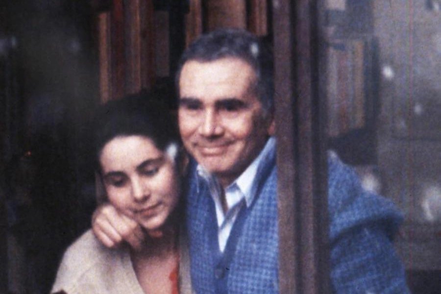 Silvia Tortora con il padre Enzo (Ansa)