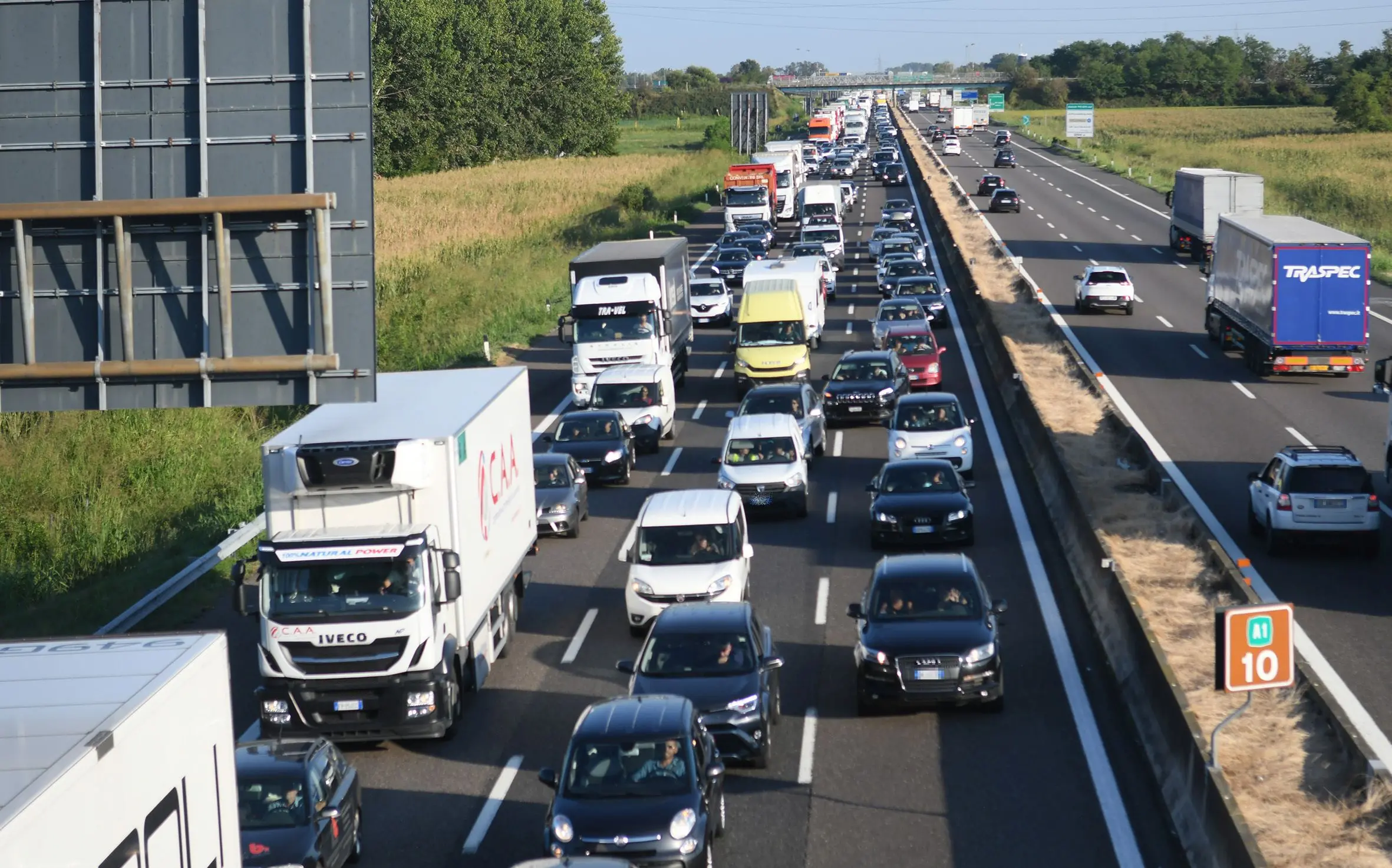 Incidente in A1 a Reggio Emilia, traffico in tilt