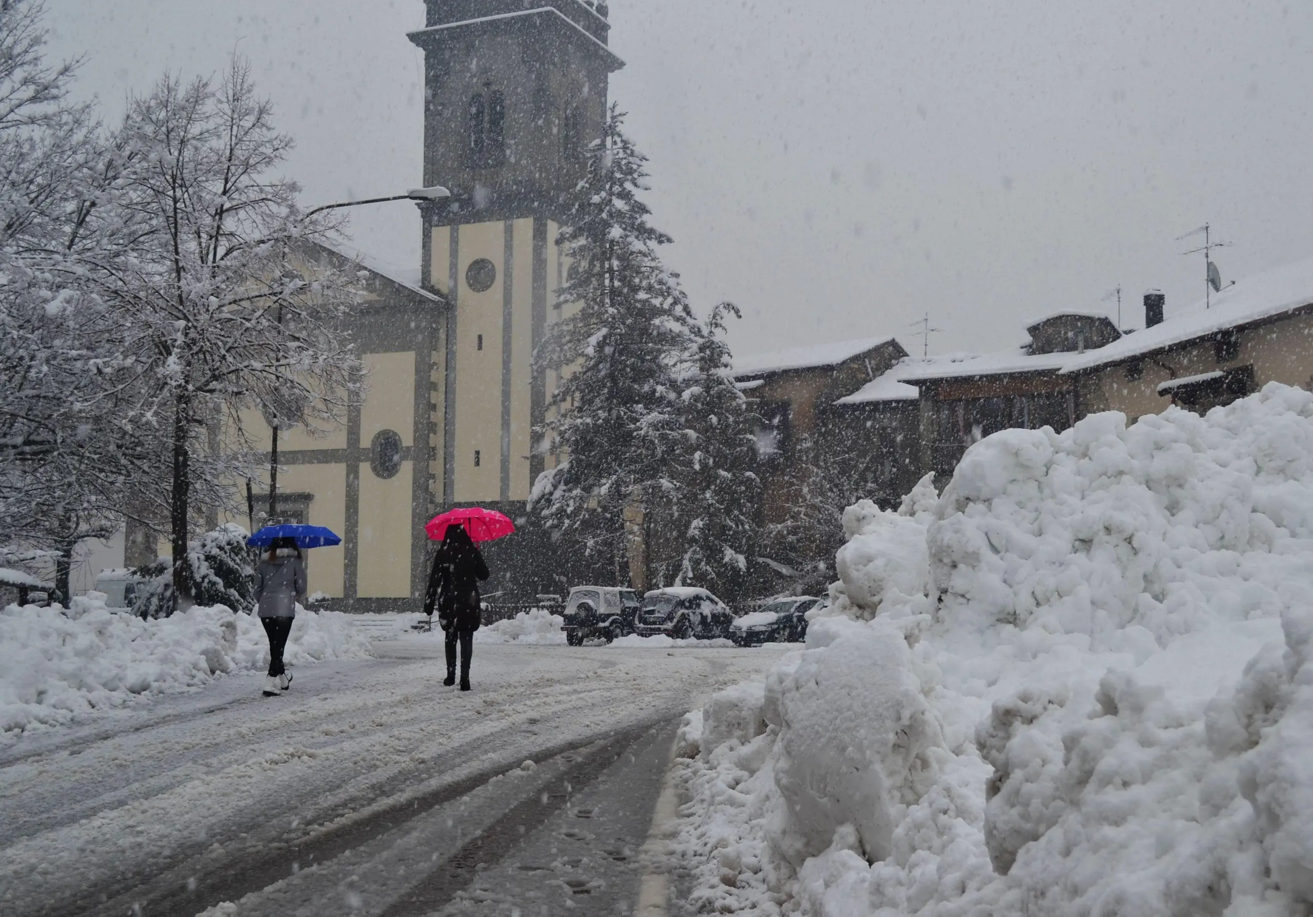 Montagna, ancora neve