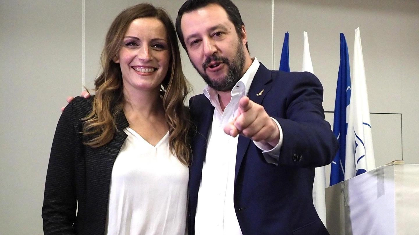 Matteo Salvini a San Lazzaro in compagnia di Lucia Borgonzoni, candidata al Senato