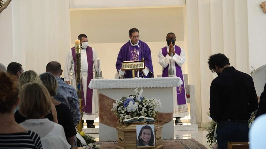 I funerali di Alix si sono celebrati a Montegranaro