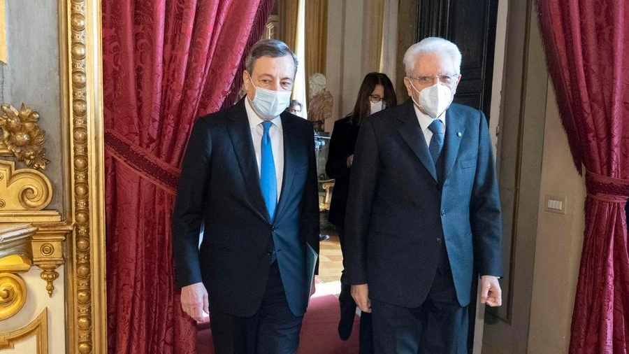 Mario Draghi e Sergio Mattarella (Ansa)