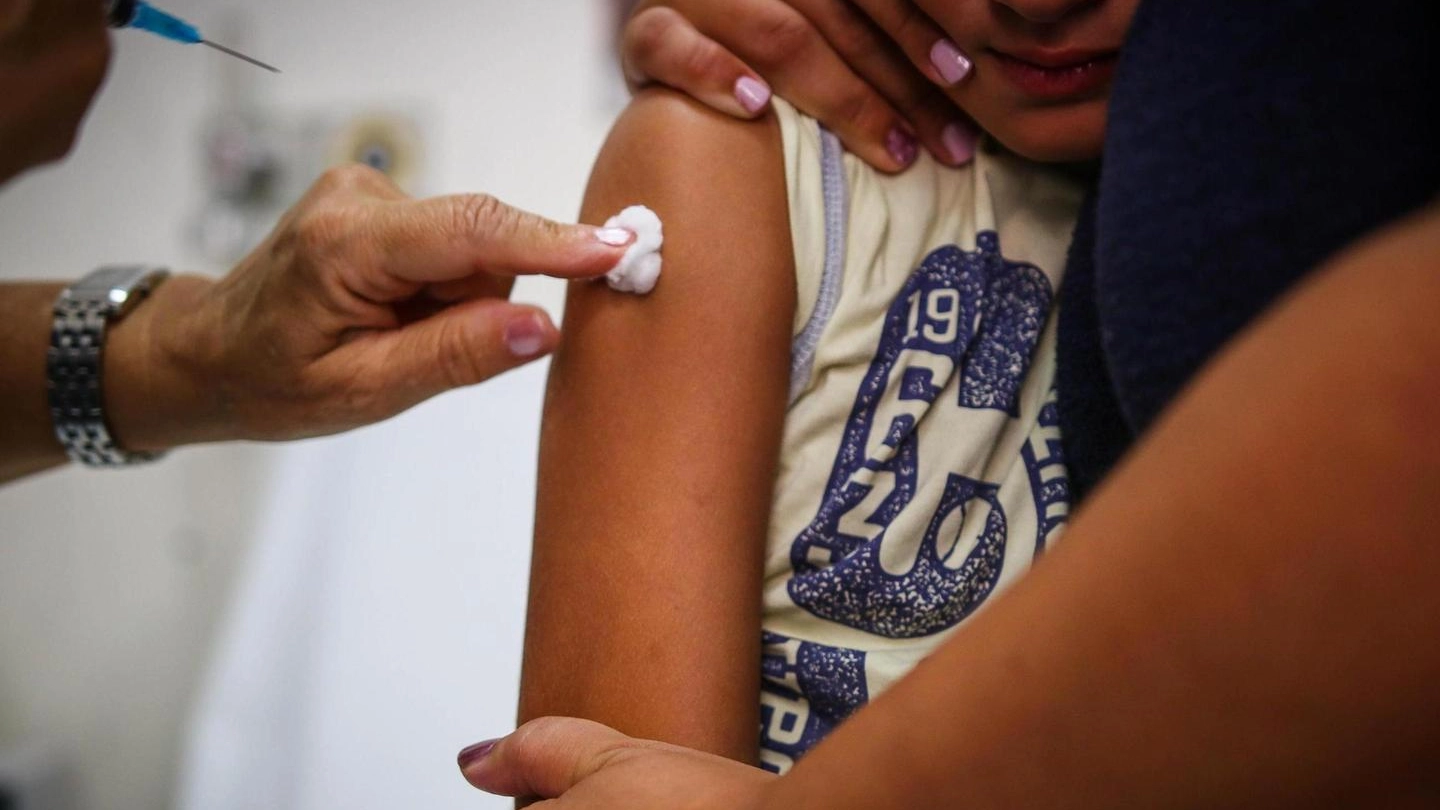 La scadenza  nazionale per le vaccinazioni dei bambini non lascerà a casa i bambini in attesa di colloquio con il  pediatra