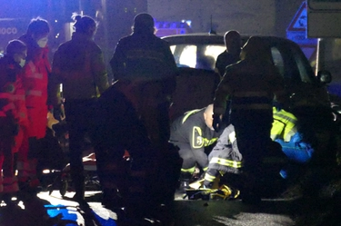 Incidente stradale a Verona, scontro frontale tra due auto: muore 61enne, 2 donne in prognosi riservata