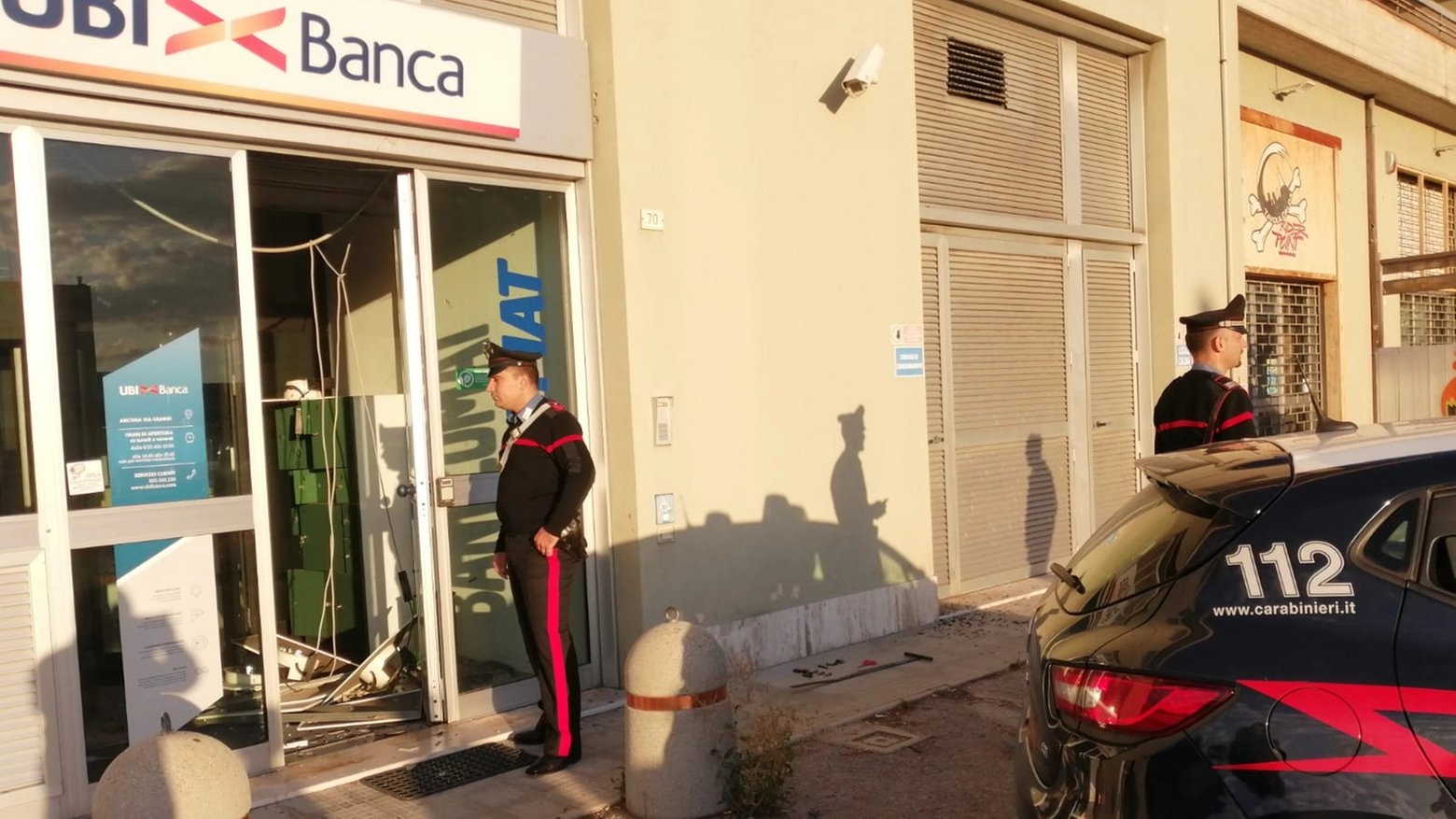 Il bancomat assaltato ad Ancona